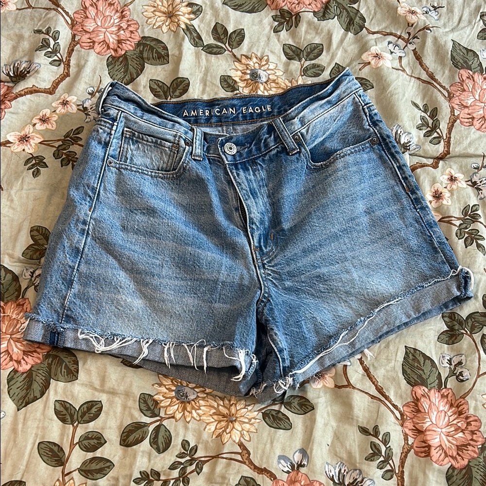 American Eagle Outfitters Blue Jean Shorts Distressed Cut-Off